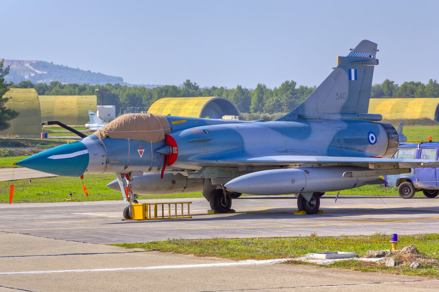 Tanagra Mirage 2000